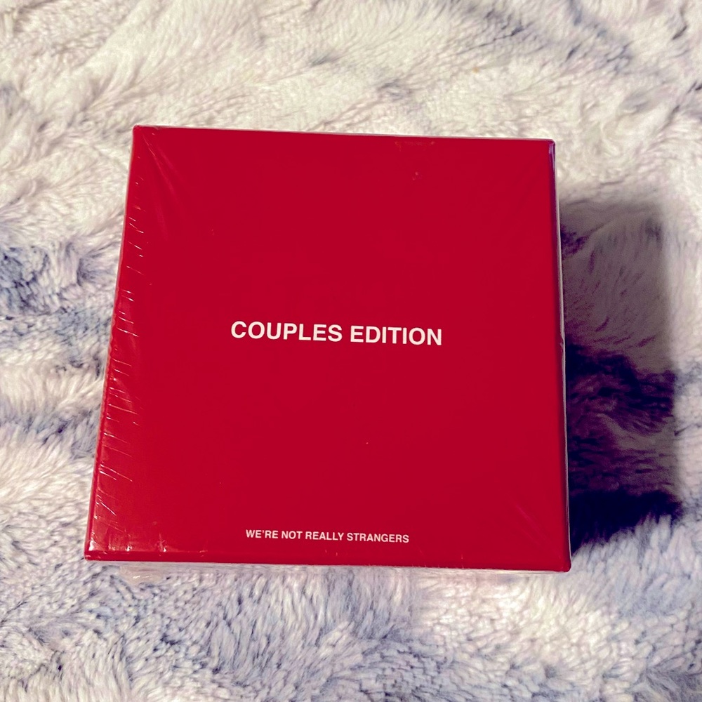 WE'RE NOT REALLY STRANGERS Couples Edition Game 150 Convo Cards for Couples